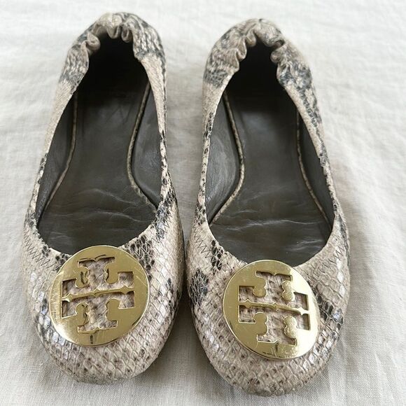 Tory Burch Reva Snake-Print Ballerina Flat,  Roccia 6.5 - Picture 2 of 9